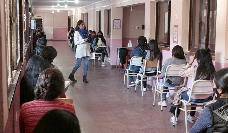 La Poma ya cuenta con el Profesorado de Educación Primaria La Poma ya cuenta con el Profesorado de Educación Primaria