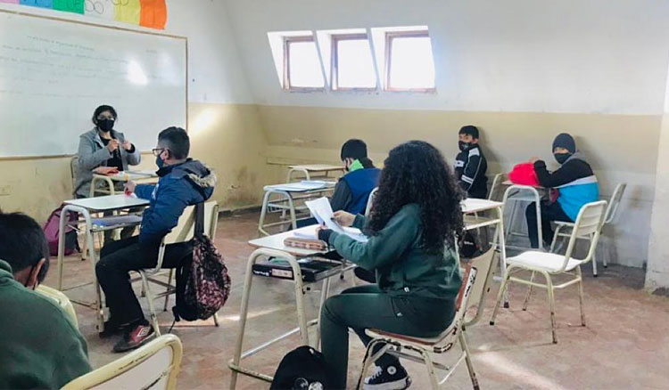 Luego del receso invernal alumnos y docentes volvieron a las aulas Luego del receso invernal alumnos y docentes volvieron a las aulas