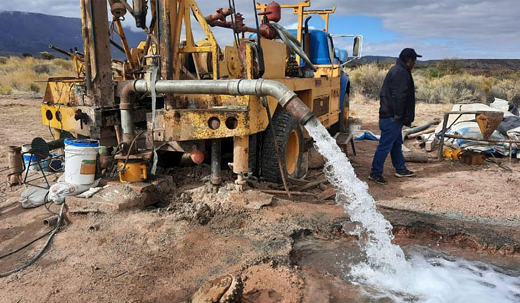 Se invertirá más de $52 millones para proveer agua potable a establecimientos educativos Se invertirá más de $52 millones para proveer agua potable a establecimientos educativos