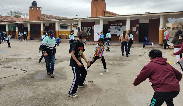 Se desarrolló el encuentro deportivo de Béisbol Fotografía del encuentro deportivo de Béisbol