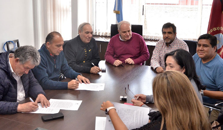 El sector docente tendrá un 80% anual de incremento salarial Fotografía El sector docente tendrá un 80% anual de incremento salarial