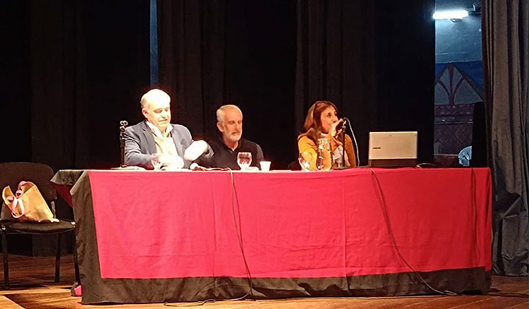 Bernardo Blejmar disertó a sala llena en la Casa de la Cultura Fotografía Bernardo Blejmar disertó a sala llena en la Casa de la Cultura
