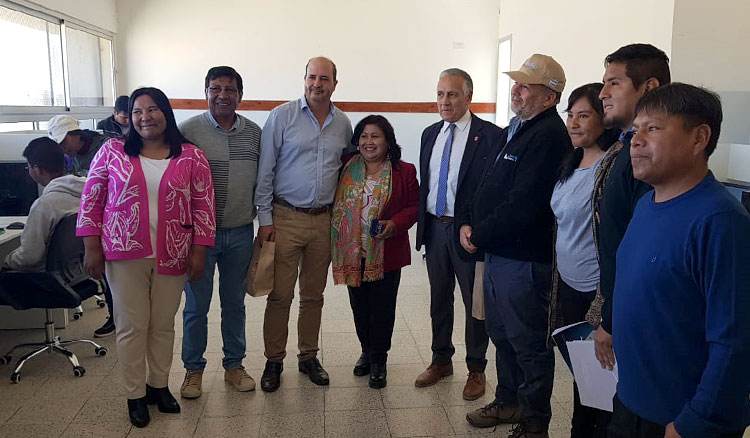 Fotografía Nueva sala de informática para el Centro de Formación Profesional 7151 de Cobres