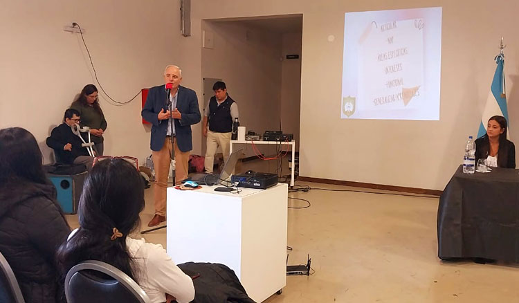 Fotografía Refuerzan la inclusión de alumnos en el espectro autista
