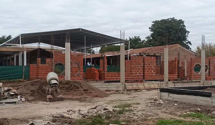 Se construye la sala de nivel inicial de la escuela Murialdo de Rosario de la Frontera Fotografía Se construye la sala de nivel inicial de la escuela Murialdo de Rosario de la Frontera