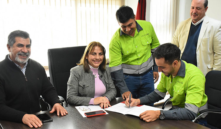Fotografía Junto al sector productivo se continúa fortaleciendo la preparación de los jóvenes