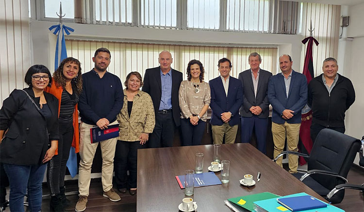 Educación y empresas mineras acordaron el plan de trabajo 2024 Fotografía: Educación y empresas mineras acordaron el plan de trabajo 2024