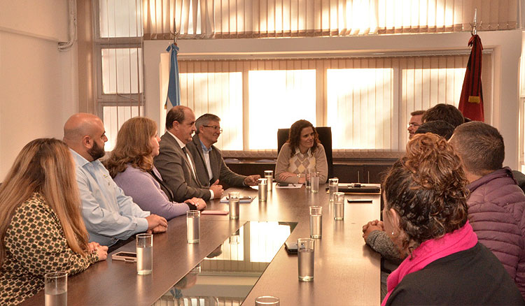 Educación continúa apostando a la formación de recurso humano capacitado Fotografía: Educación continúa apostando a la formación de recurso humano capacitado