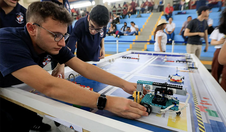 Salta será sede de la WRO, la Olimpiada de robótica Fotografía: Salta será sede de la WRO, la Olimpiada de robótica