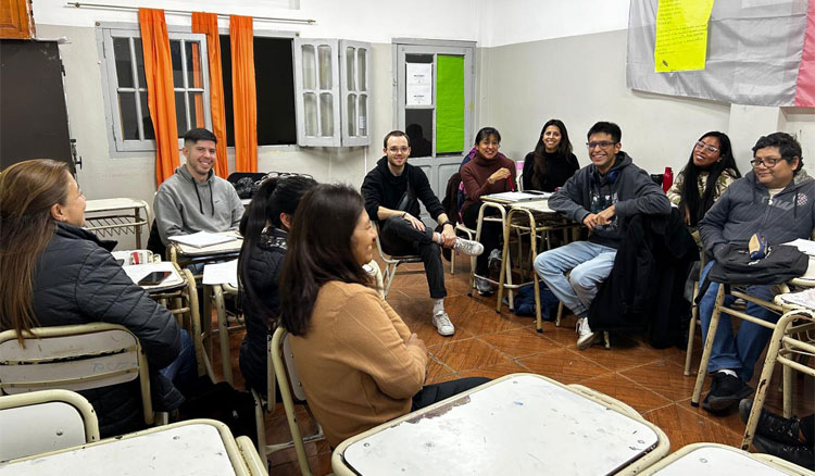 Nuevo curso de inglés para mayores de 18 años Fotografía: Nuevo curso de inglés para mayores de 18 años