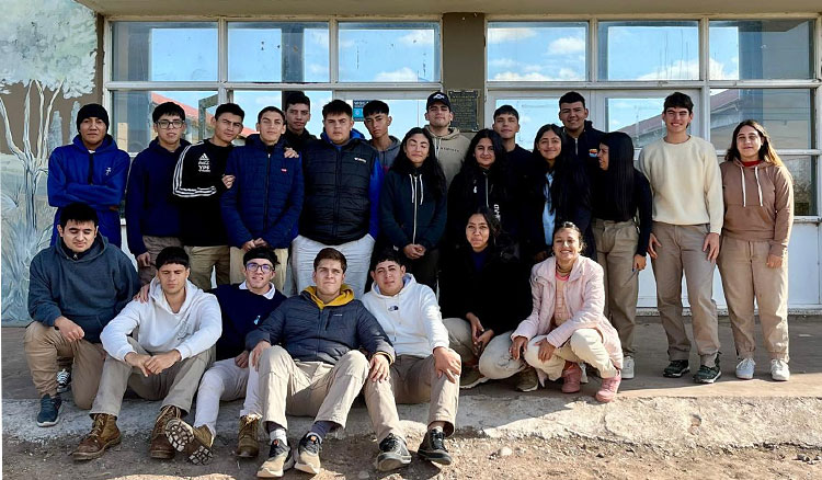 La escuela técnica de Las Lajitas presentó su versión del “alfarroba” Fotografía: La escuela técnica de Las Lajitas presentó su versión del “alfarroba”