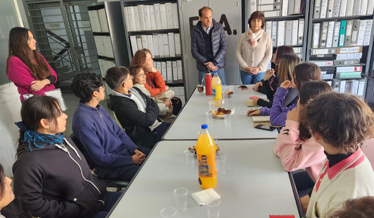 Estudiantes salteños participarán de la iniciativa “Euromodelo” en Tucumán Fotografía: Estudiantes salteños participarán de la iniciativa “Euromodelo” en Tucumán