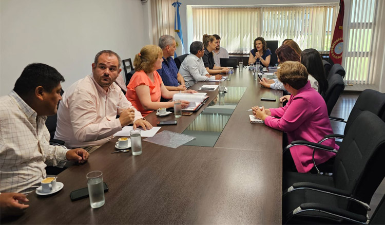 Continúan analizando el proyecto de ley que busca resguardar la integridad de los alumnos Fotografía: Continúan analizando el proyecto de ley que busca resguardar la integridad de los alumnos
