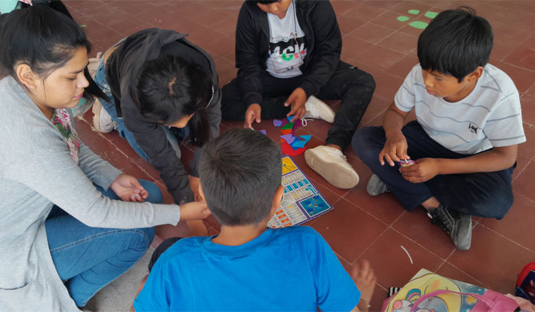 Estudiantes potencian su creatividad a través del dibujo y la pintura Fotografía: Estudiantes potencian su creatividad a través del dibujo y la pintura