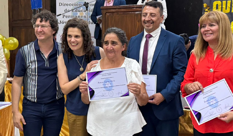 Imagen: Con más de 20 mil jóvenes matriculados la oferta educativa de EPJA se posiciona entre las más competitivas
