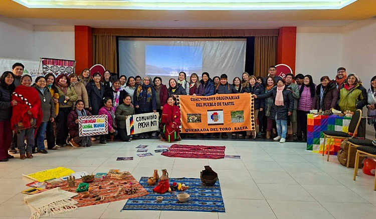 Encuentro sobre cerámica Tastil Fotografía: Encuentro sobre cerámica Tastil