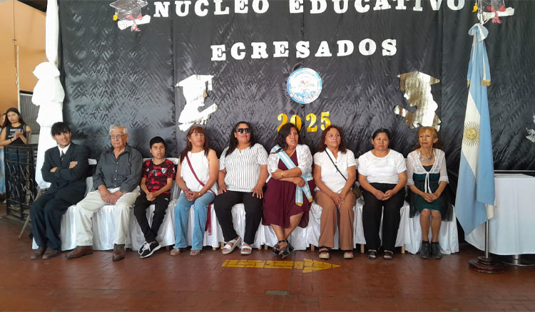 Fotografía: Trabajadores del Mercado San Miguel concluyeron la primaria