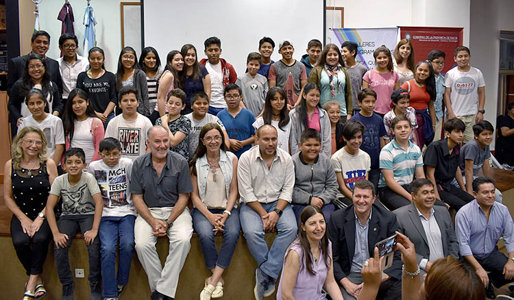 Alumnos del nivel primario y secundario finalizaron los Talleres Extraprogramáticos Alumnos del nivel primario y secundario finalizaron los Talleres Extraprogramáticos