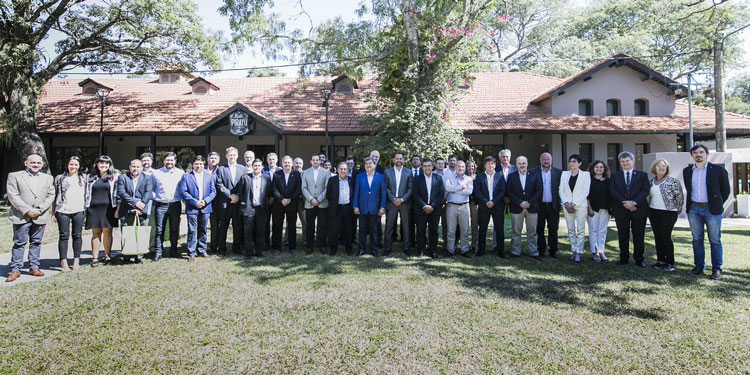 Representantes regionales de Ciencia y Tecnología se reunieron en Asamblea General del COFECYT Representantes regionales de Ciencia y Tecnología se reunieron en Asamblea General del COFECYT