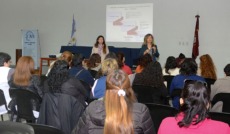 Continúan las capacitaciones masivas a docentes sobre Educación Sexual Integral Continúan las capacitaciones masivas a docentes sobre Educación Sexual Integral