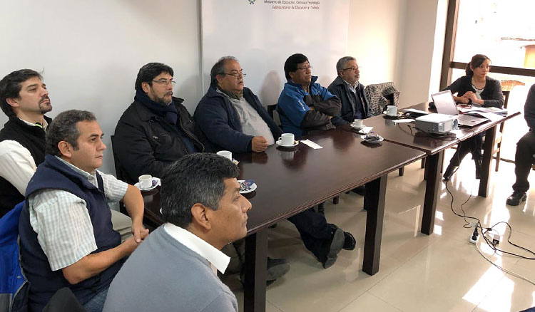 Capacitación Laboral para Auxiliar en Instalaciones de Sistemas de Telecomunicaciones Capacitación Laboral para Auxiliar en Instalaciones de Sistemas de Telecomunicaciones
