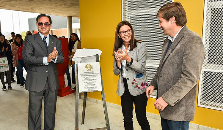 El Polivalente de Arte inauguró edificio propio El Polivalente de Arte inauguró edificio propio