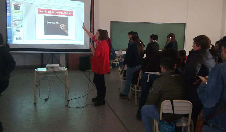 Conferencia Violencia de género: Tipos y modalidades Conferencia Violencia de género: Tipos y modalidades