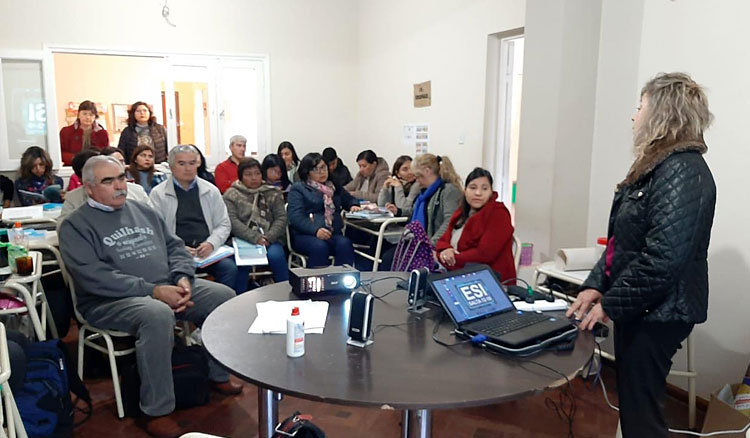 Encuentro ESI con Colegio Secundario Rural Mediado por TIC N° 5212 Encuentro ESI con Colegio Secundario Rural Mediado por TIC N° 5212