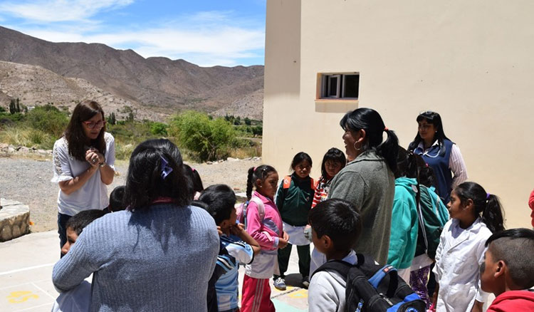 La ministra de Educación recorrió escuelas de Cachi y Payogasta La ministra de Educación recorrió escuelas de Cachi y Payogasta