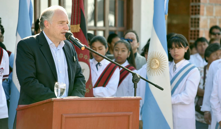 El ministro Cánepa inauguró el ciclo lectivo de nivel inicial El ministro Cánepa inauguró el ciclo lectivo de nivel inicial
