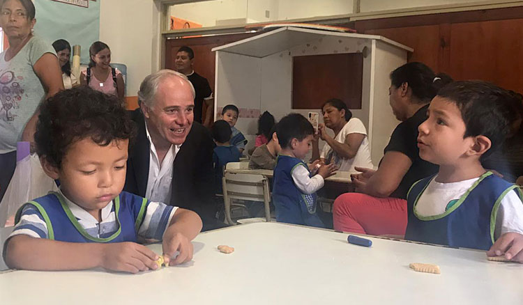 El ministro Cánepa visitó la escuela Nº 4012 Julio A. Roca El ministro Cánepa visitó la escuela Nº 4012 Julio A. Roca